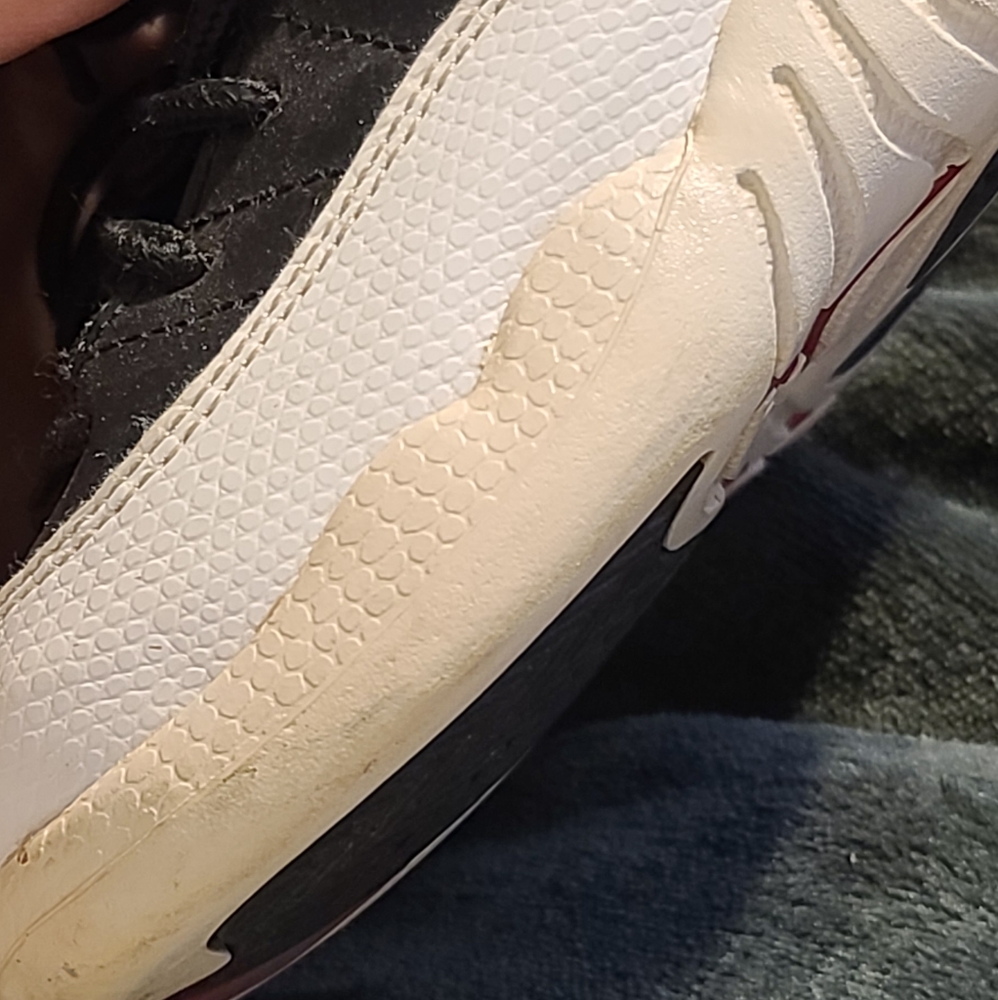 Jordan 12s - Picture 3 of 4